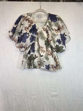 Hayden Los Angeles Floral Peplum Flutter Sleeve Blouse Size Small. #0322